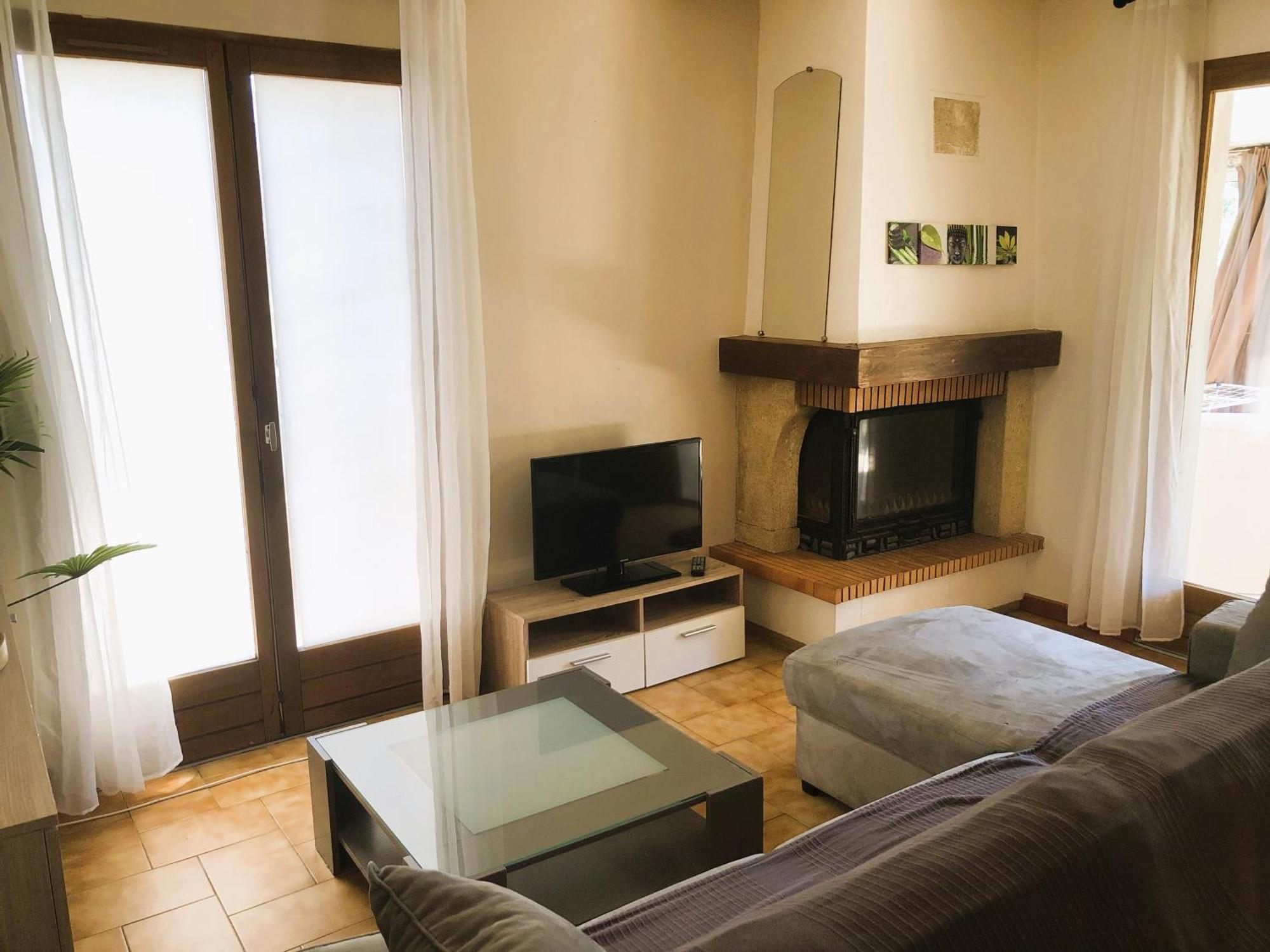Hotel Les Persedes Lavilledieu  Екстер'єр фото