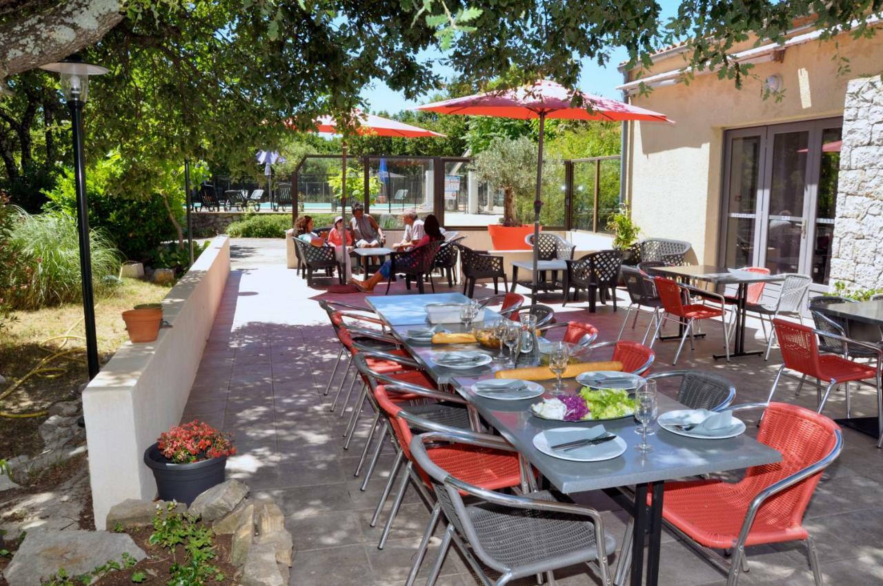 Hotel Les Persedes Lavilledieu  Екстер'єр фото