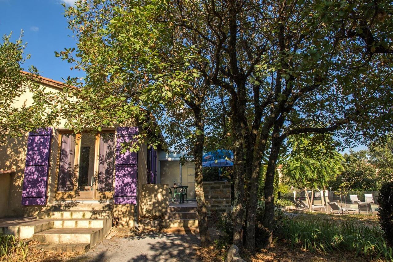 Hotel Les Persedes Lavilledieu  Екстер'єр фото